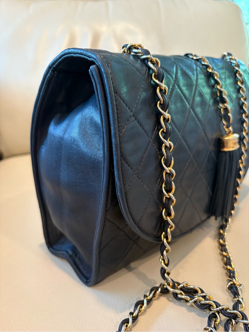 CHANEL Vintage Navy Blue Leather Shoulder Bag with Gold Chain and Tassel w COA - Picture 16 of 16